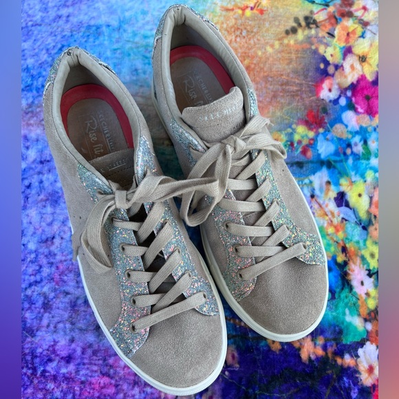 Skechers Sparkly Glitter Star Sneakers- Size 10 - Picture 6 of 8